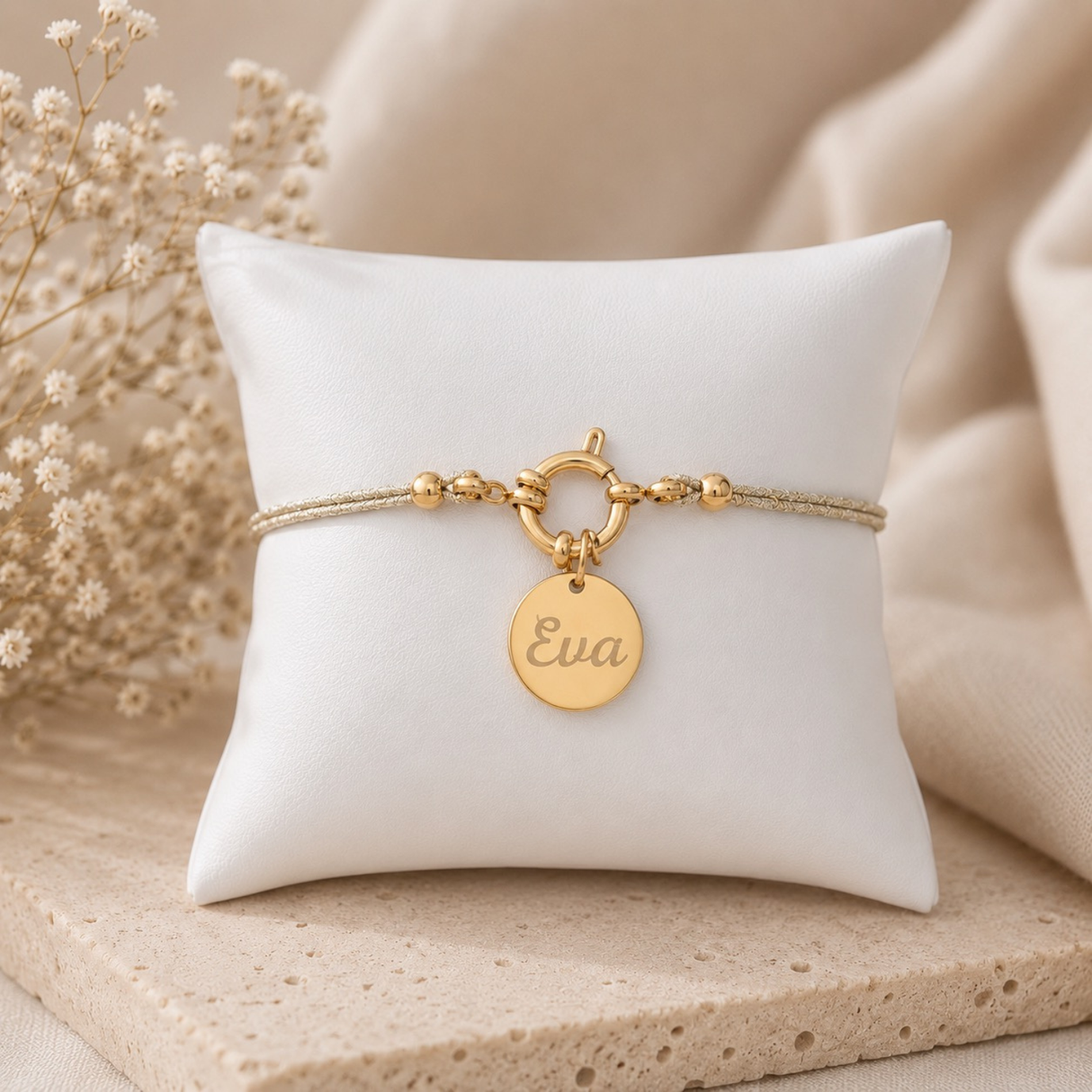 Bracelet cordon personnalisé médaille gravée