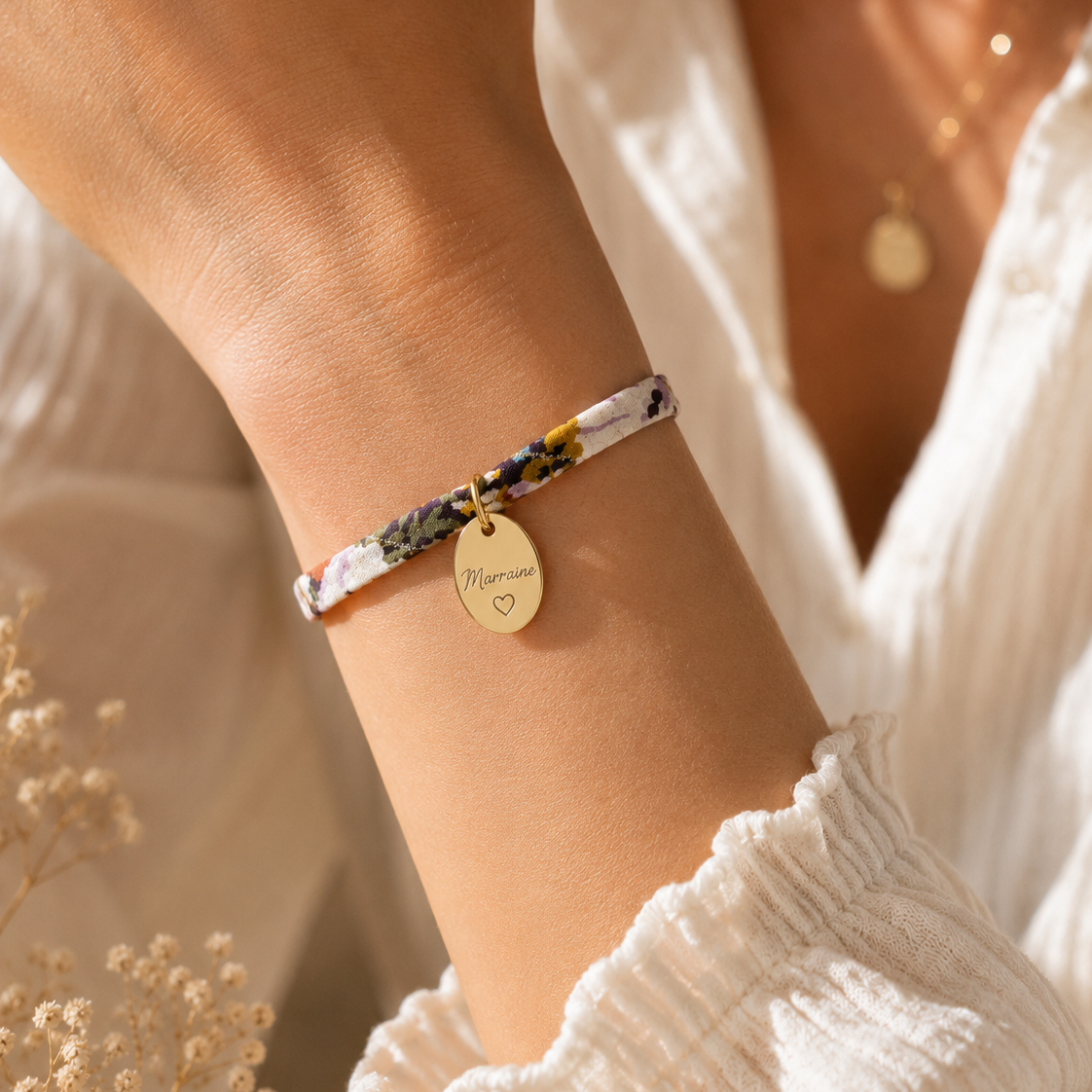Annonce grossesse Marraine, Bracelet à personnalisé médaille gravée Marraine liberty, Bracelet annonce naissance, Cadeau de demande Marraine