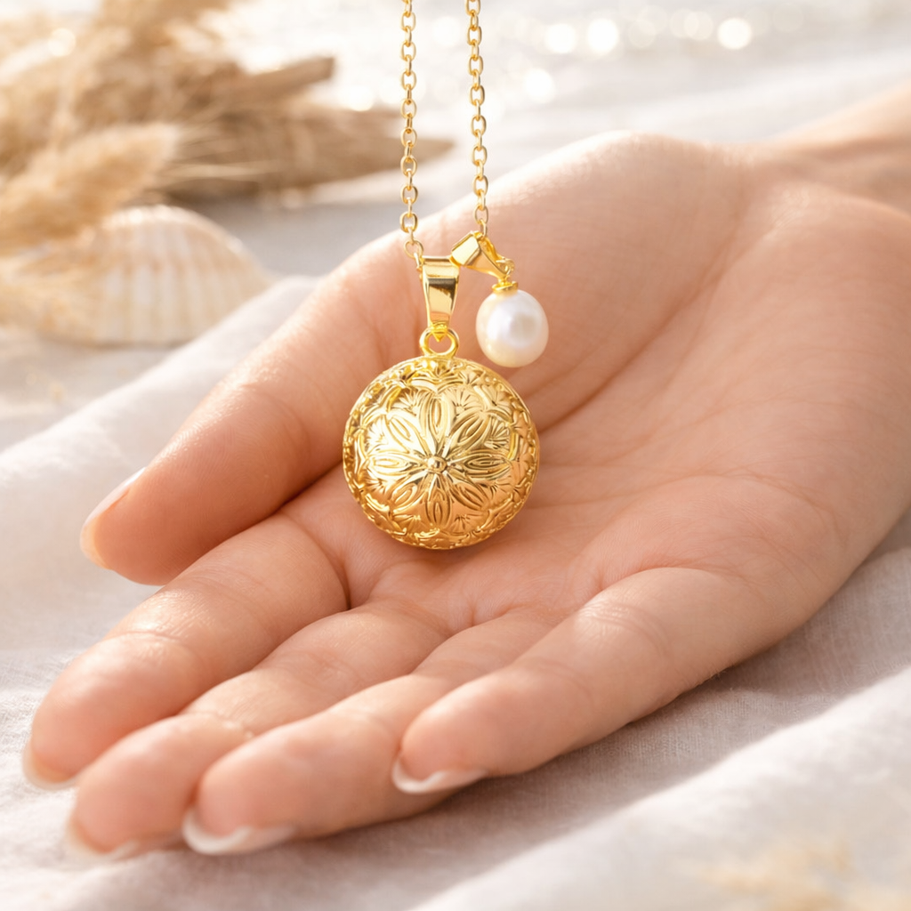 Bola de grossesse doré motif fleur pendentif perle d'eau douce