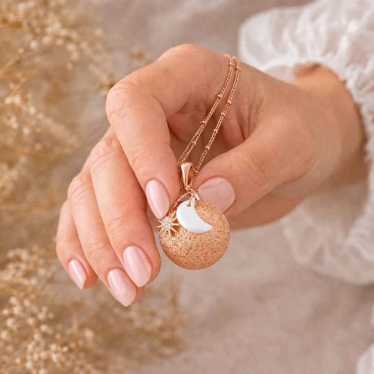 Bola de grossesse doré rose sablé breloques soleil zircon et lune nacre