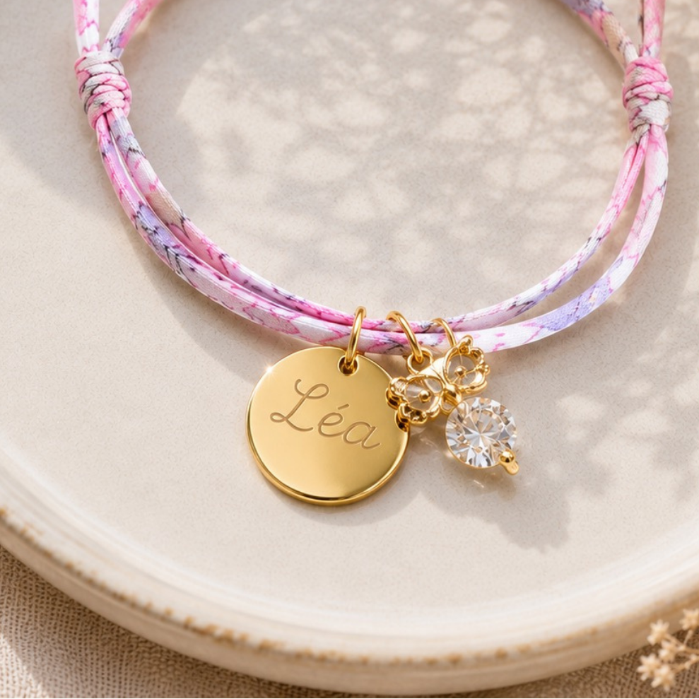 Bracelet Liberty personnalisé avec médaille gravée et pendentif hibou strass