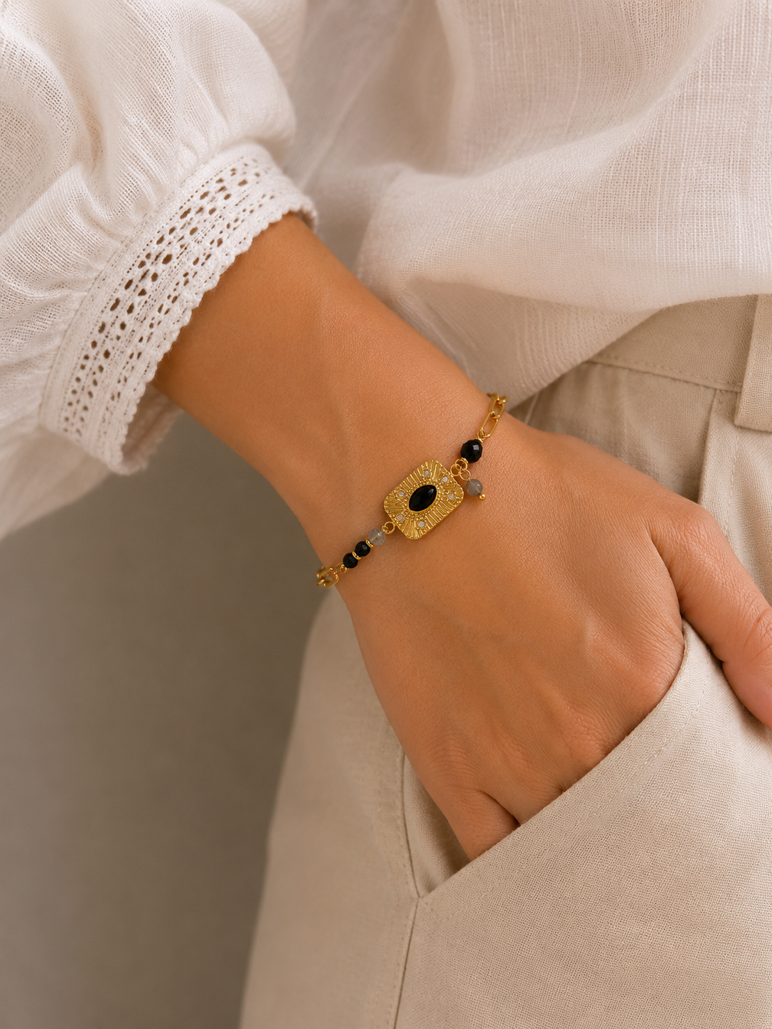Bracelet chaine avec médaille rectangulaire pierre naturelle strass en acier inoxydable