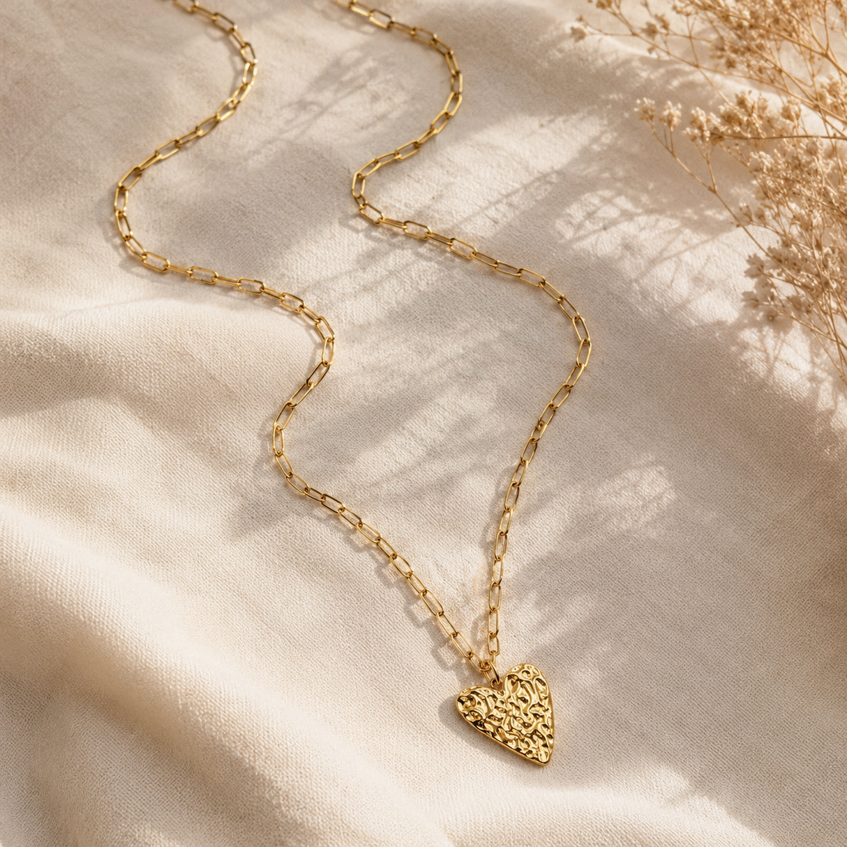 Sautoir collier coeur martelé en acier inoxydable