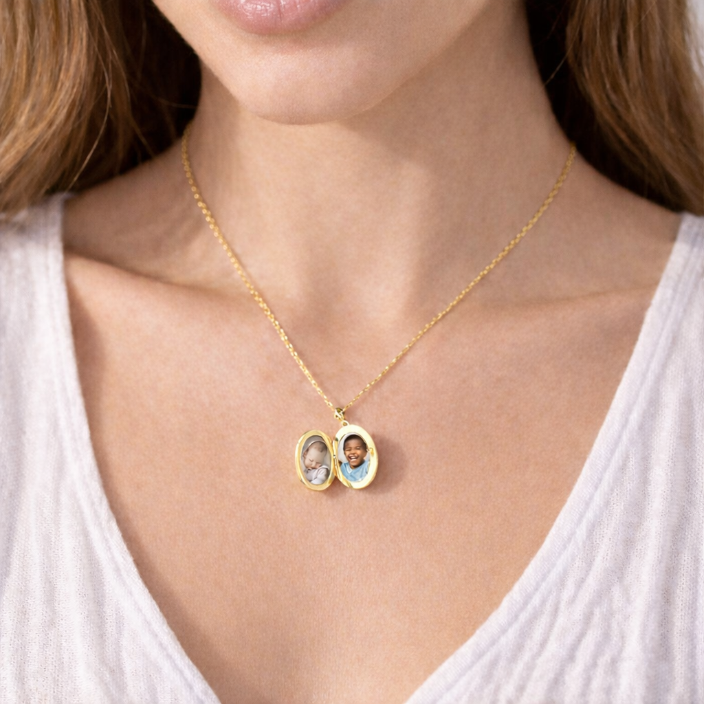 Collier photo personnalisé médaillon ovale