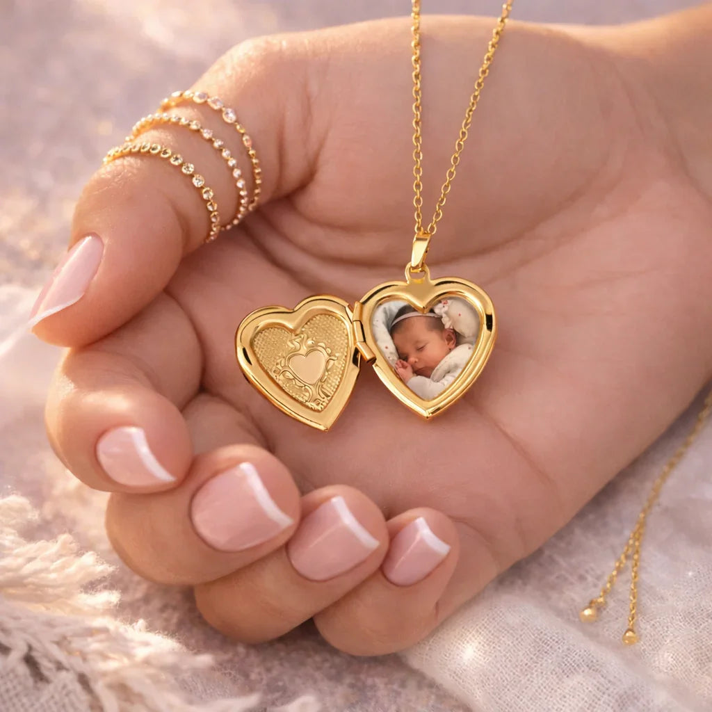 Collier photo personnalisé médaillon coeur motif gravé acier inoxydable Collier photo personnalisé médaillon coeur motif gravé acier inoxydable - Collier sans photo | Creabibenval