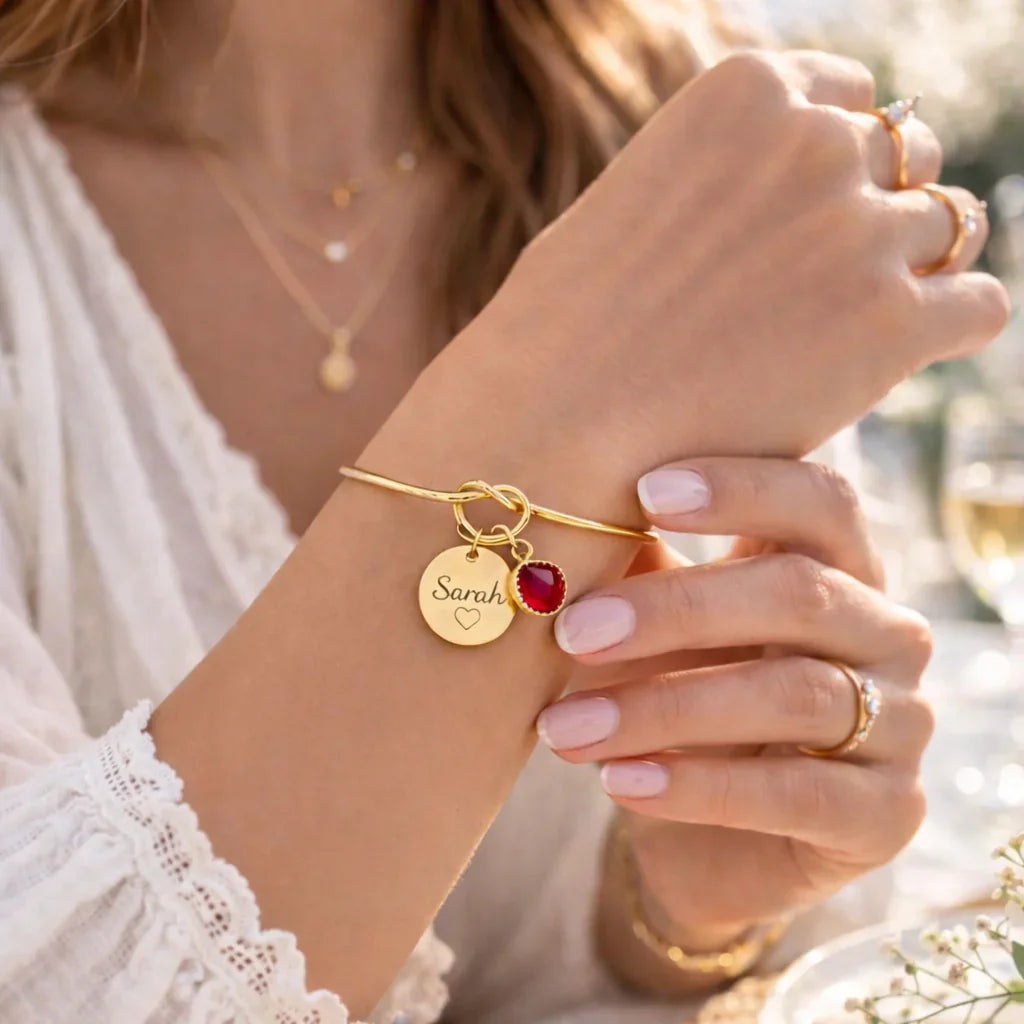 Bracelet jonc gravé personnalisé médaille 15mm pierre de naissance Bracelet jonc gravé personnalisé médaille 15mm pierre de naissance - Doré | Creabibenval