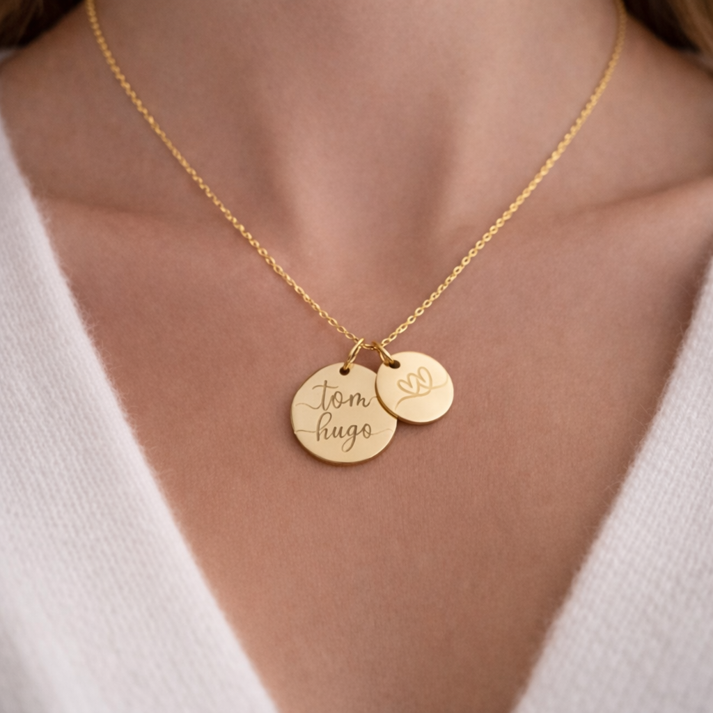 Collier personnalisé médaille ronde gravée prénoms