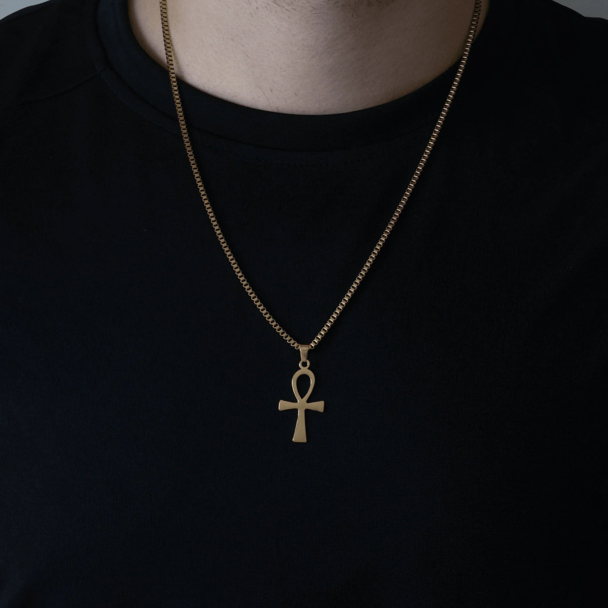 Collier croix chrétienne forme égyptienne or acier inoxydable homme