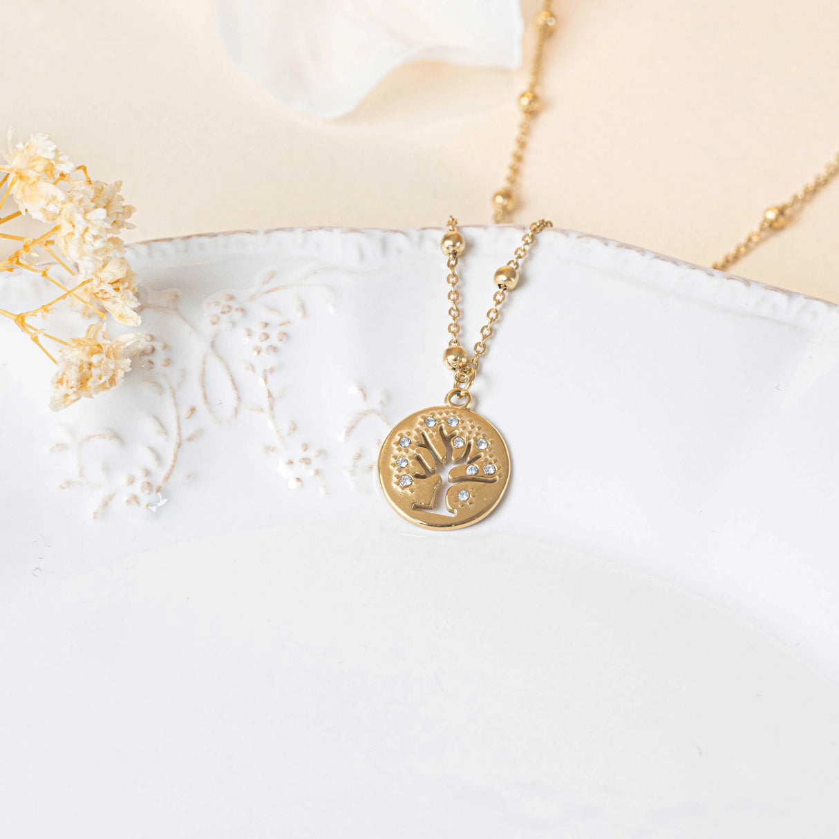 Collier arbre de vie or ajouré serti d'oxydes de zirconium acier inoxydable chaine forçat femme