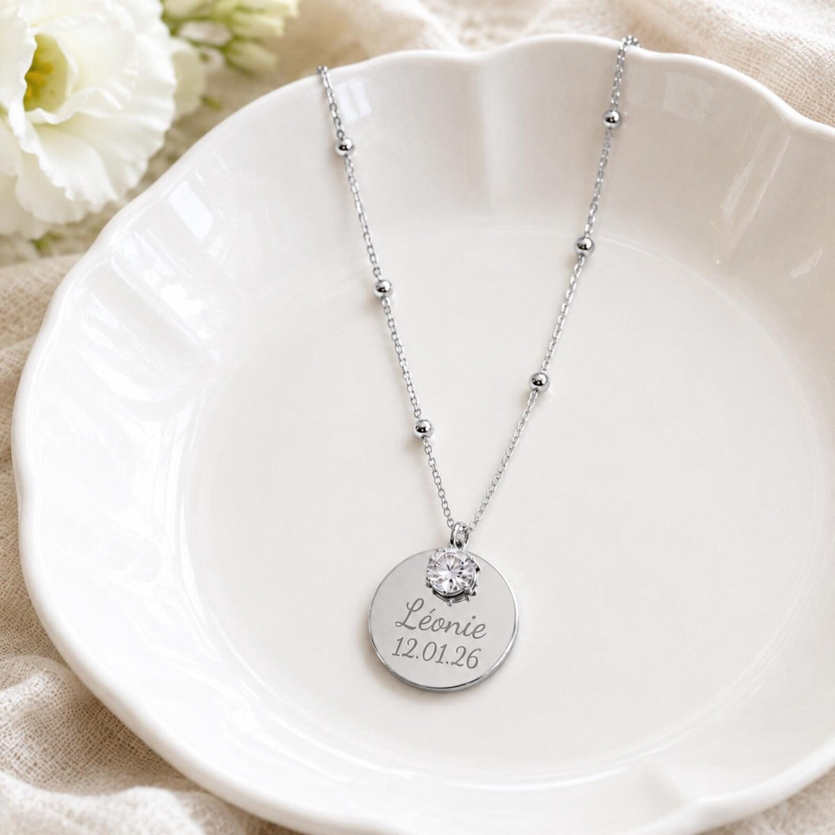 Collier personnalisé médaille ronde gravée pendentif strass cadeau maman acier inoxydable