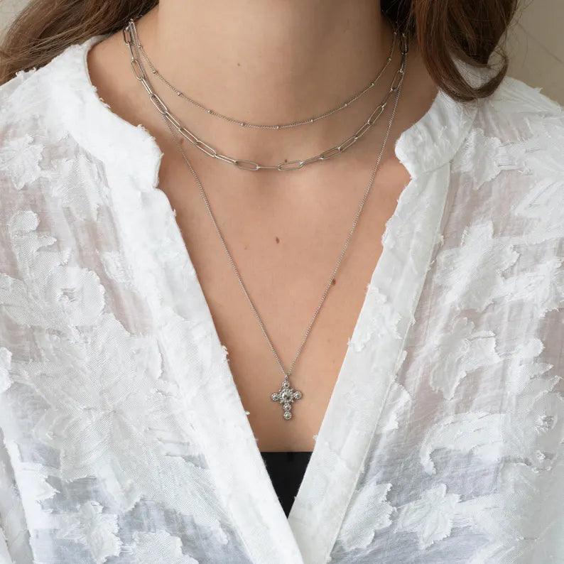 Collier croix chrétienne trois rangs argent acier inoxydable femme