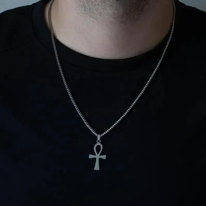 Collier croix chrétienne forme égyptienne argent acier inoxydable homme