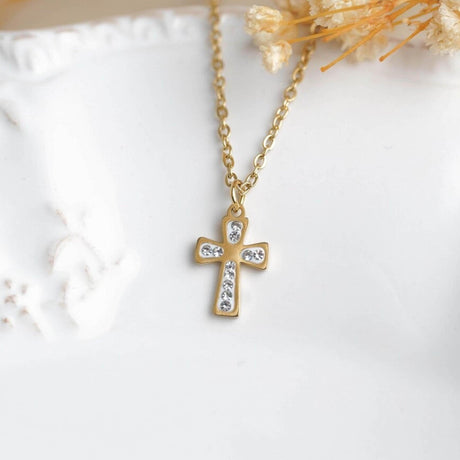 Pourquoi porter un collier avec une croix ?