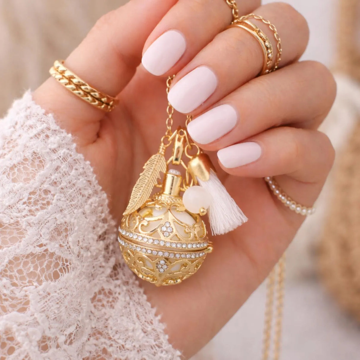 Bola de grossesse doré cage strass plumpe pompon perle pierre de lune 