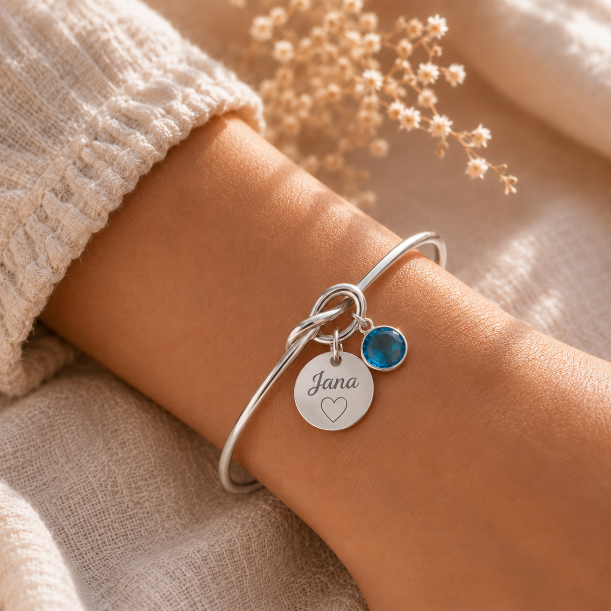 Bracelet jonc gravé personnalisé médaille pierre de naissance