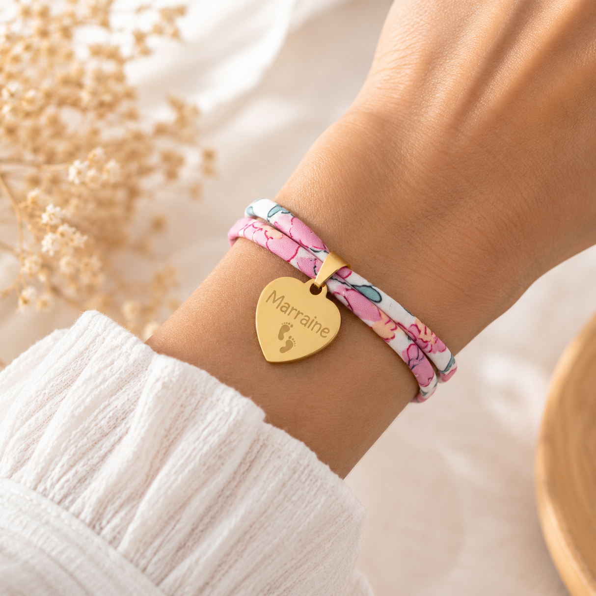 Bracelet liberty personnalisé médaille gravée forme coeur