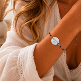 Bracelet personnalisé perles colorées médaille gravée acier inoxydable