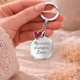 Porte-clés personnalisé médaille gravée coeur rouge