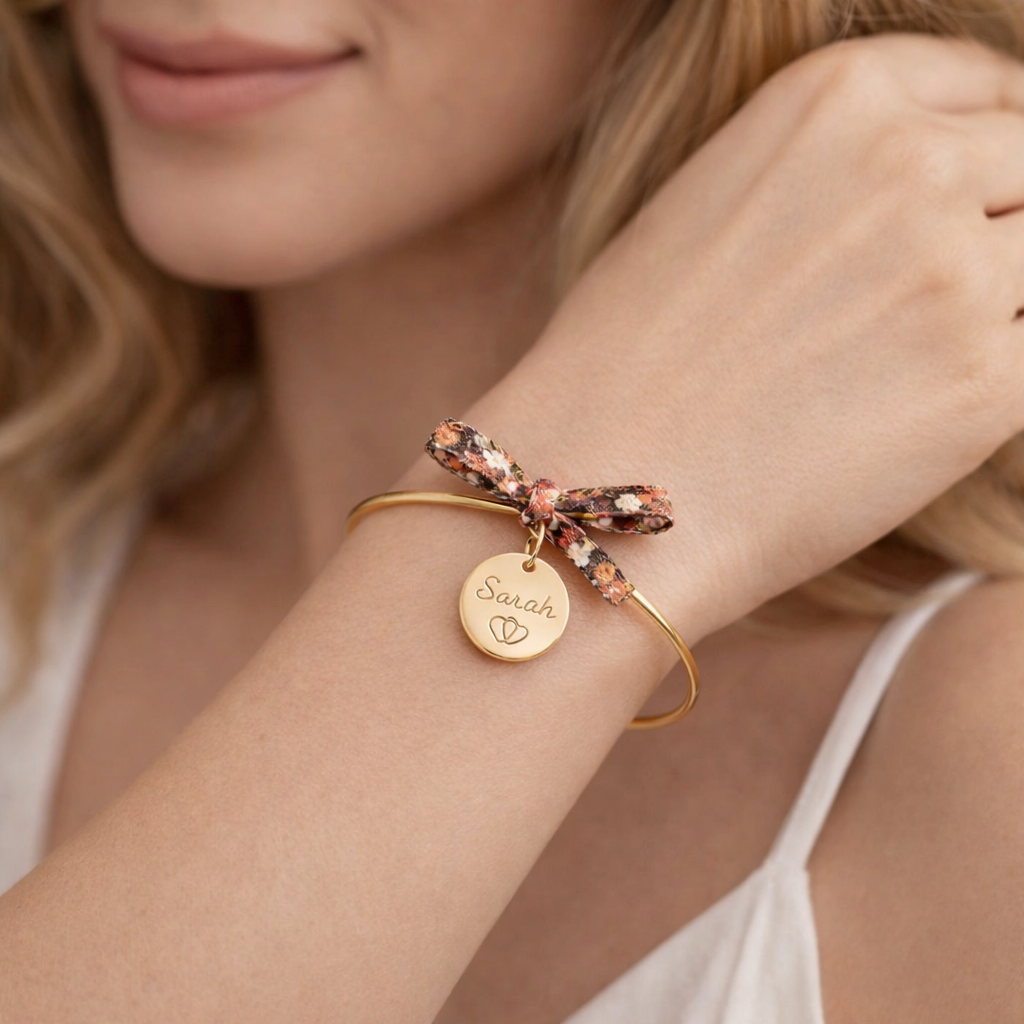 Bracelet liberty jonc personnalisé médaille gravée Bracelet liberty jonc personnalisé médaille gravée - Doré | Creabibenval