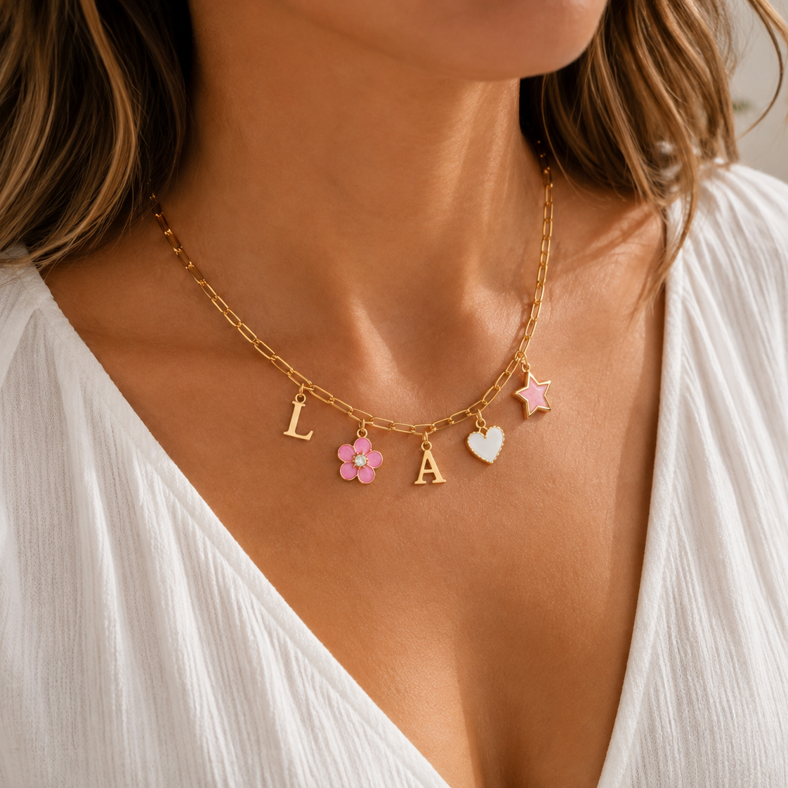 Collier Personnalisé à Charms – Initiales & Pendentifs au Choix
