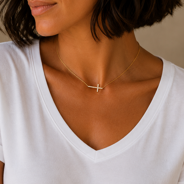 Collier croix horizontale strass ras de cou or acier inoxydable