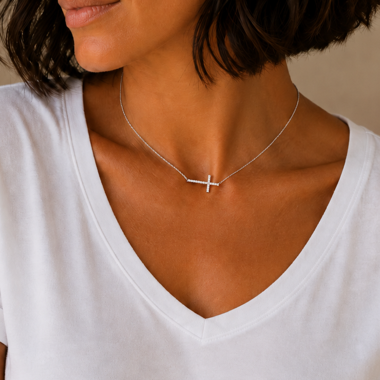 Collier croix horizontale strass ras de cou or acier inoxydable
