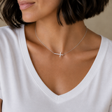 Collier croix horizontale strass ras de cou or acier inoxydable