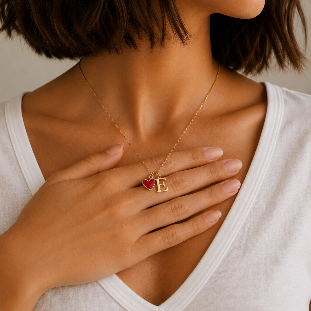 Collier lettre initiale personnalisé breloque coeur