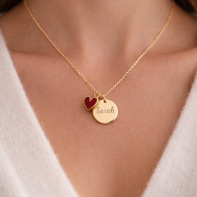 Collier personnalisé médaille gravée breloque coeur