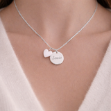Collier personnalisé médaille gravée coeur nacre