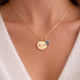 Collier personnalisé médaille ronde gravée pierre de naissance