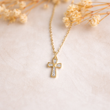 Collier petite croix avec strass en acier inoxydable