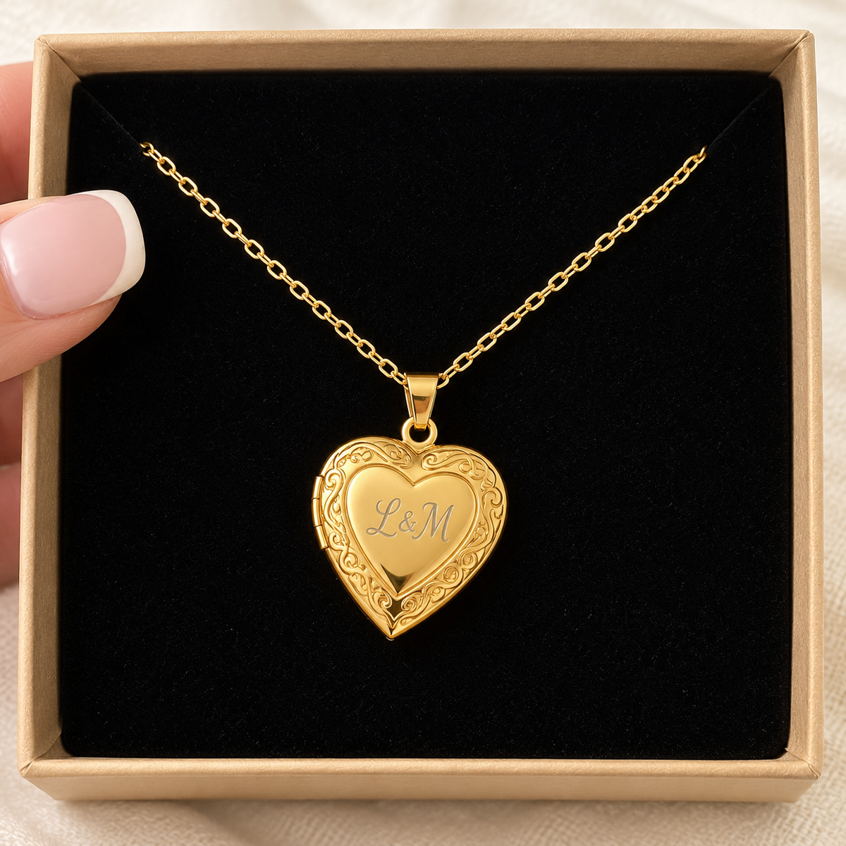 Collier photo personnalisé médaillon coeur motif à gravé acier inoxydable