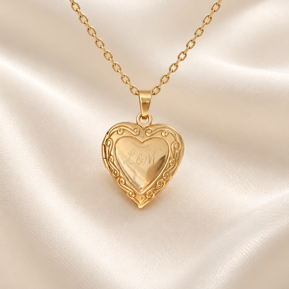 Collier photo personnalisé médaillon coeur motif à gravé acier inoxydable