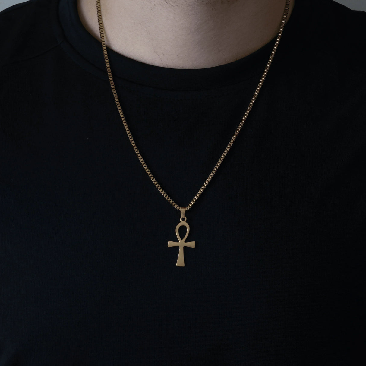 Collier croix chrétienne forme égyptienne or acier inoxydable homme