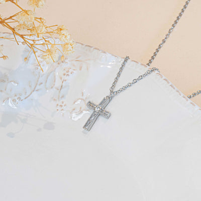 Collier petite croix chrétienne strass argent acier inoxydable pour femme