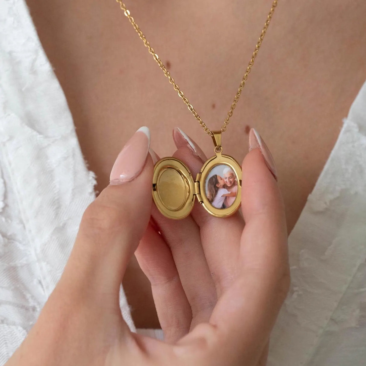 Collier photo personnalisé médaillon ovale acier inoxydable