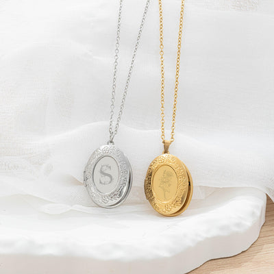 Collier photo argent personnalisé médaillon ovale motif à graver en acier inoxydable