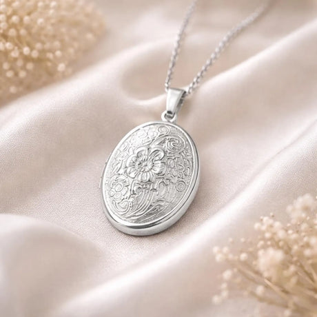 Collier photo personnalisé médaillon ovale motif fleur gravé acier inoxydable