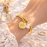 Bracelet jonc personnalisé médaille gravée breloque nacre