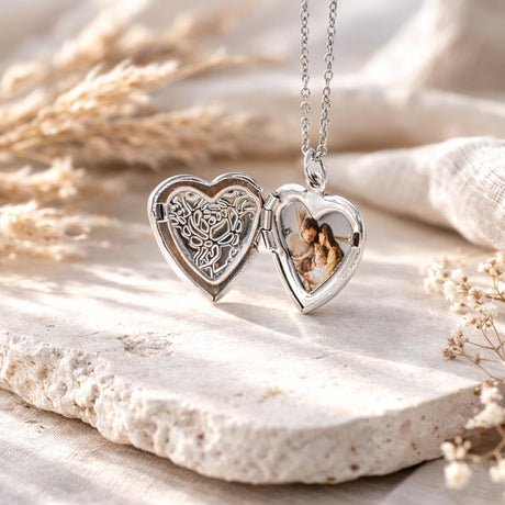 Collier photo personnalisé médaillon coeur motif fleur gravé acier inoxydable