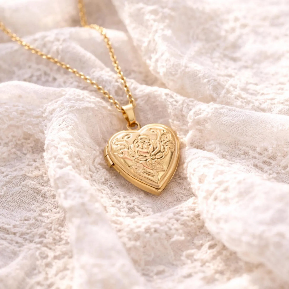 Collier photo personnalisé médaillon coeur motif fleur gravé acier inoxydable