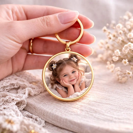 Porte-clés photo médaillon rond personnalisé Porte-clés photo médaillon rond personnalisé - Doré / Sans photo / 30mm | Creabibenval