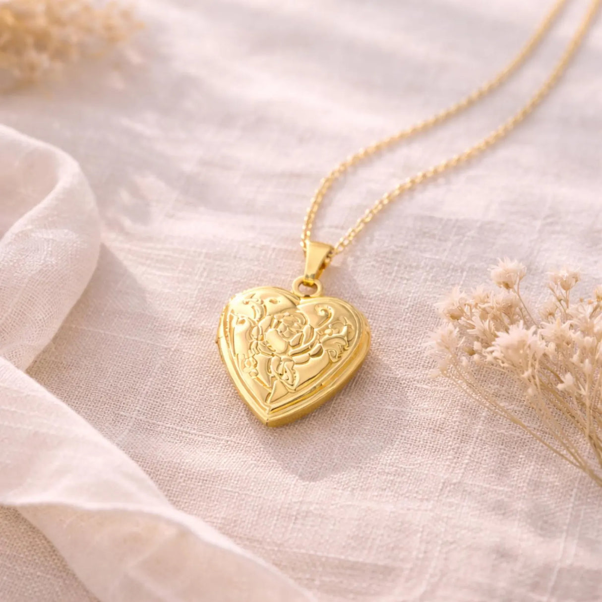 Collier photo personnalisé médaillon coeur motif fleur gravé acier inoxydable