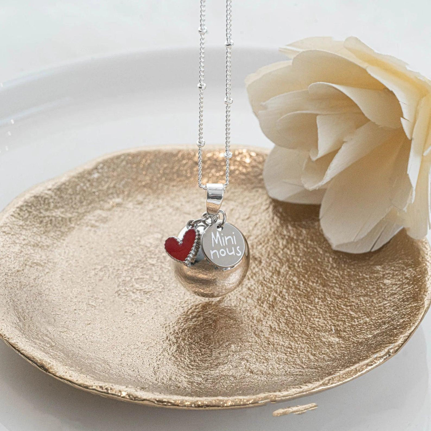 Bola de grossesse lisse Personnalisable avec Médaillon à graver et petit coeur