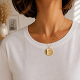 Collier personnalisé médaille ronde gravée pendentif strass cadeau maman acier inoxydable