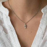 Collier petite croix chrétienne acier inoxydable argent pour femme