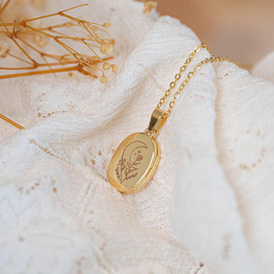 Collier photo or personnalisé médaillon ovale acier inoxydable motif lune